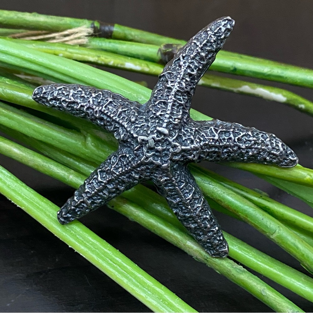 Unsigned Pewter Starfish Brooch